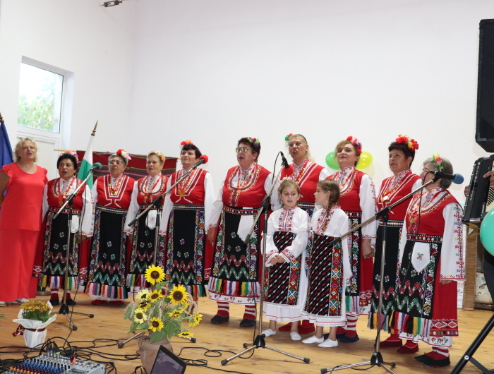 Фолклорен празник в село Росен