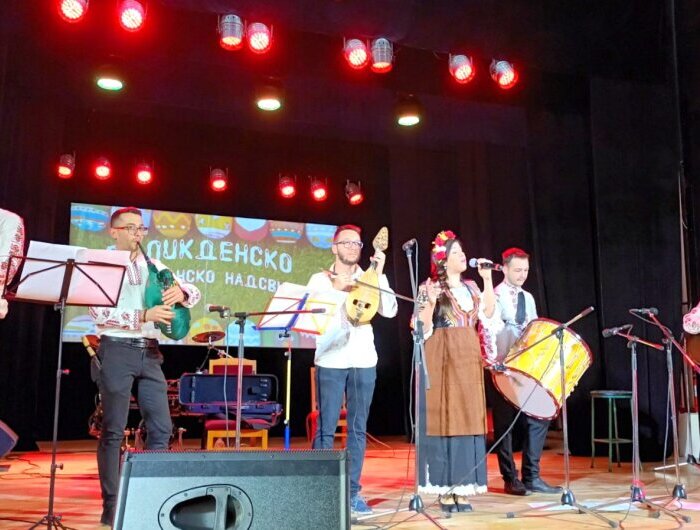 Близо пет часа продължи юбилейното XXX издание на Великденско добруджанско надсвирване